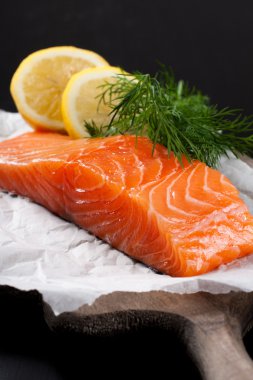 Lezzetli somon fileto, omega 3 yağ içinde zengin