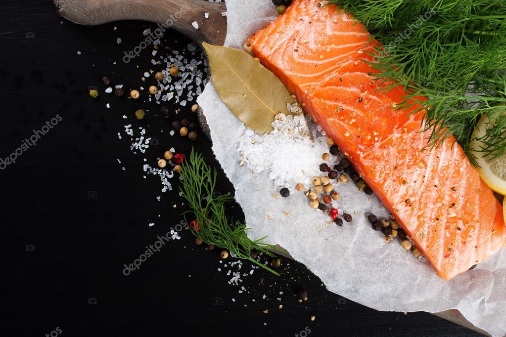 Delicious salmon fillet, rich in omega 3 oil — Stock Photo © IMelnyk