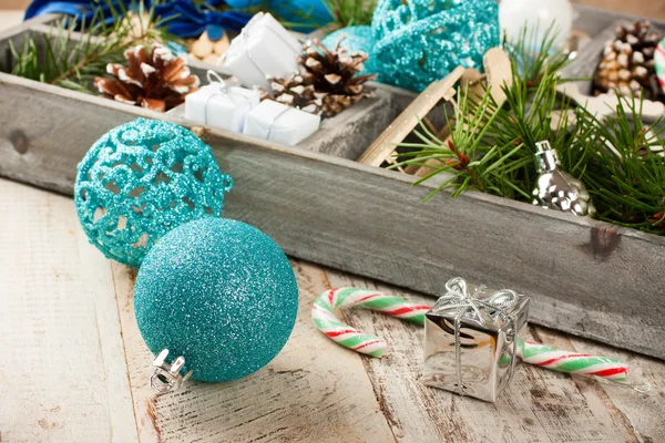 Christmas decoration in wooden box. — Stock Photo, Image