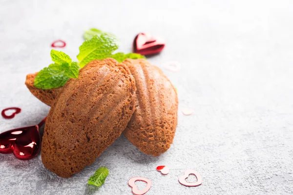 Biscoitos caseiros de chocolate Madeleine — Fotografia de Stock