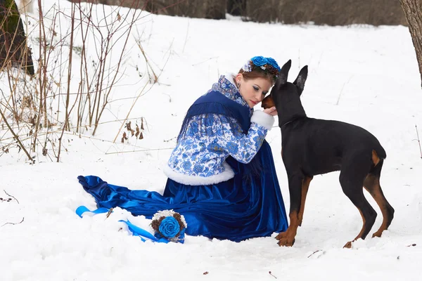 Młode Rosjanki z psem — Zdjęcie stockowe