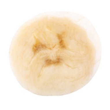 Beyaz arkaplanda izole edilmiş muz dilimi