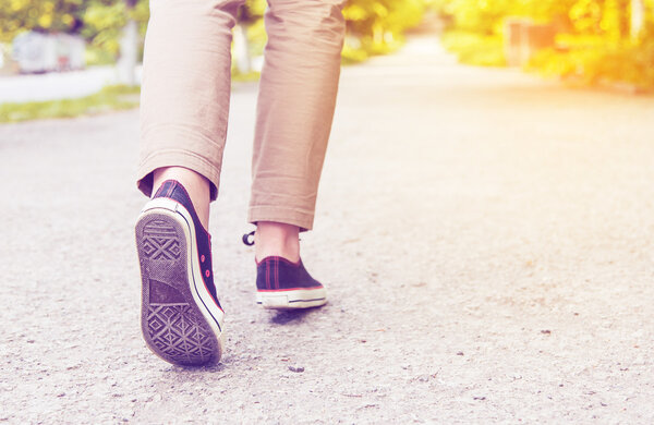 Женские ноги