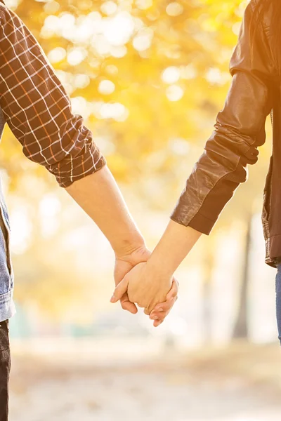 Mano de mujer hombre — Foto de Stock