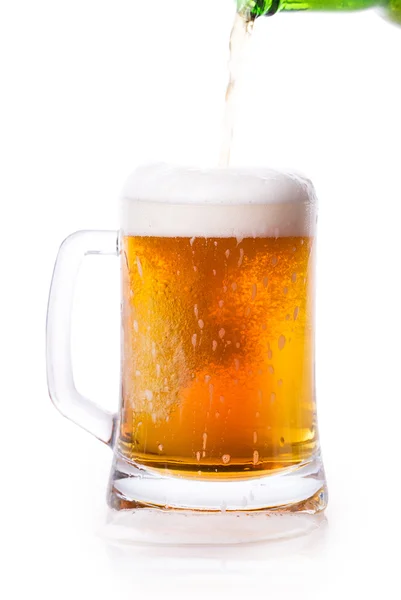 Glas van bierschuim — Stockfoto