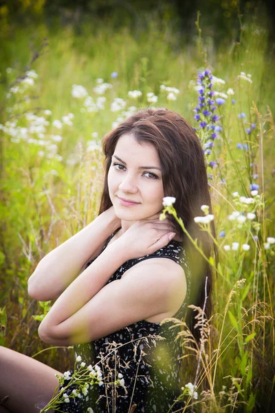 Sunny portrait of a girl — Stock Photo, Image