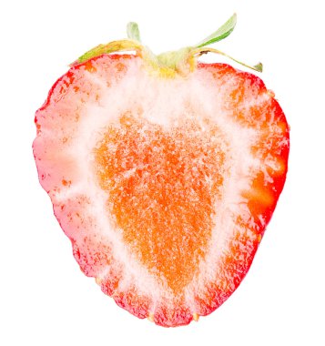 Kesim içinde olgun çilek