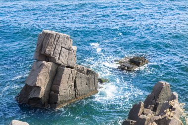 Deniz taşları kayalar