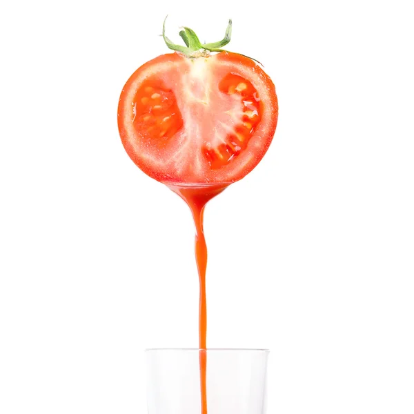 Tomatensap gieten — Stockfoto