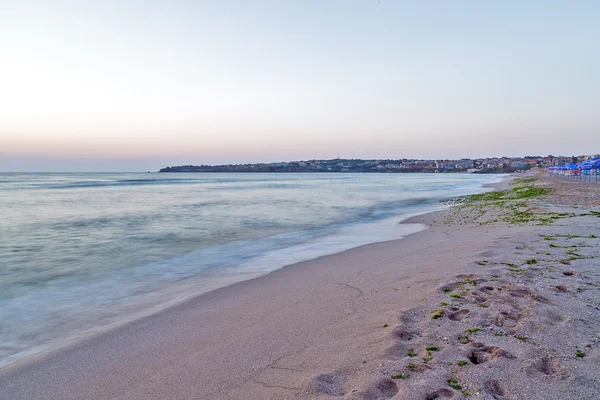 Fale morza plaża piasek rano — Zdjęcie stockowe