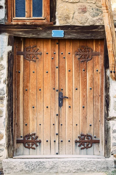 Textura de puerta de madera —  Fotos de Stock