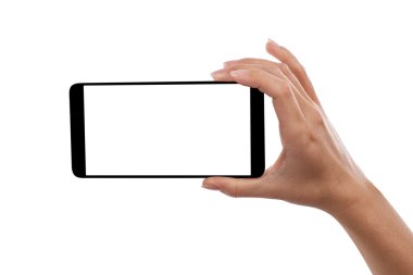 el smartphone göl kenarında