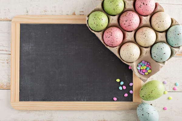 Easter background with pastel colorful eggs — Stock Photo, Image