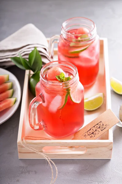 Wassermelone und Limonade — Stockfoto