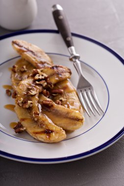 Tatlı olarak kızarmış muz