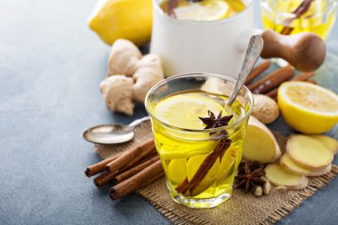 Limonlu zencefil çayı
