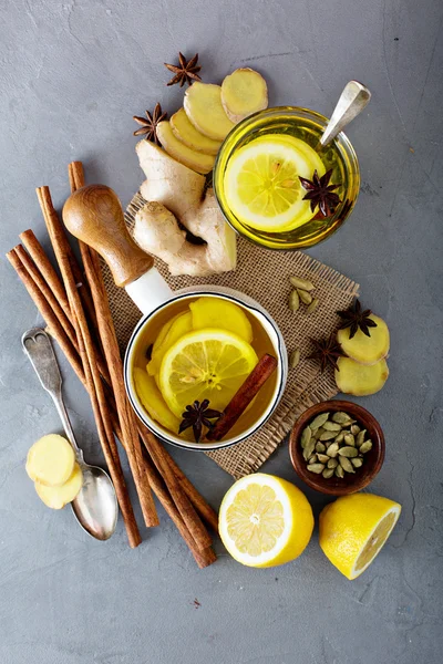 Ingefära te med citron — Stockfoto