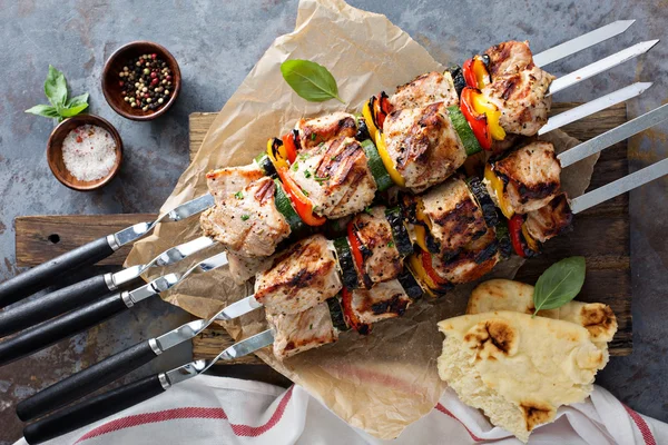 Vepřové a zeleninový kebab — Stock fotografie