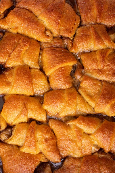 Bolinhos de maçã assados em um prato, tiro aéreo — Fotografia de Stock