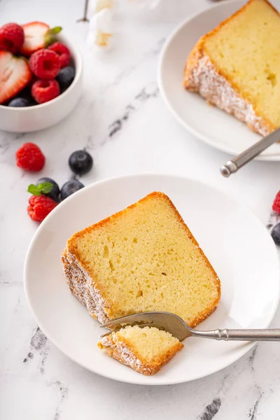 Traditional vanilla pound cake baked in a bundt pan — Stok fotoğraf