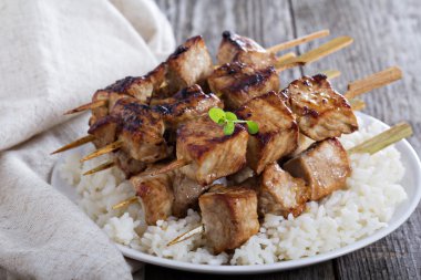 Soya soslu domuz kebap