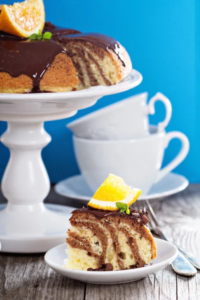 Chocolade oranje marmeren cake — Stockfoto