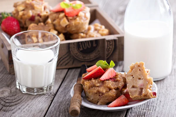 Vegan apple muffins — Stock Photo, Image