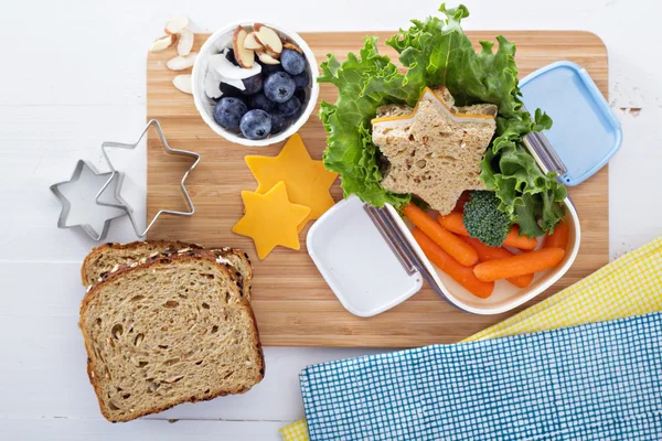 Lunch box with sandwich and salad — Stock Photo, Image