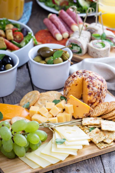 Cheese plate on a table — Stock Photo, Image