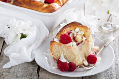 ev yapımı ahududu rulo tarçın