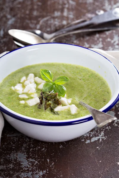 Roasted asparagus and pea soup — Stock Photo, Image