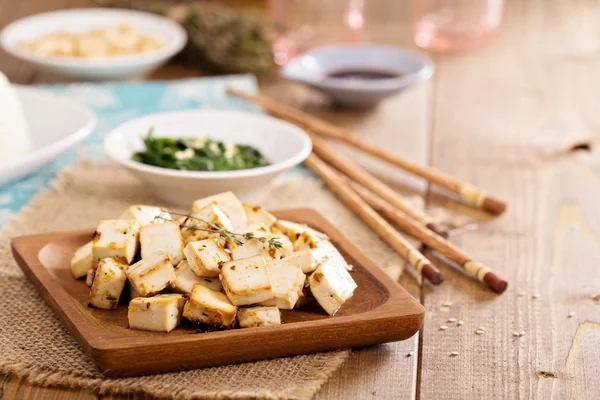 Bakade tofu med kryddor — Stockfoto