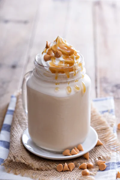 Frappuccino caramel cu sirop — Fotografie, imagine de stoc