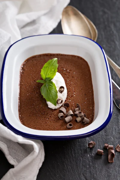 Chocolate mousse with cream — Stock Photo, Image