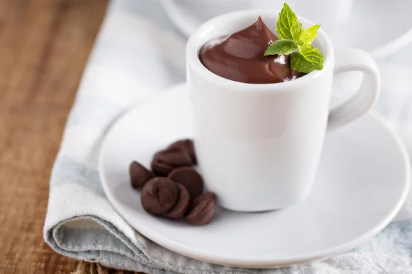 Chokladpudding i små koppar — Stockfoto