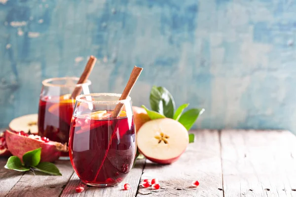 Fall and winter sangria — Stock Photo, Image