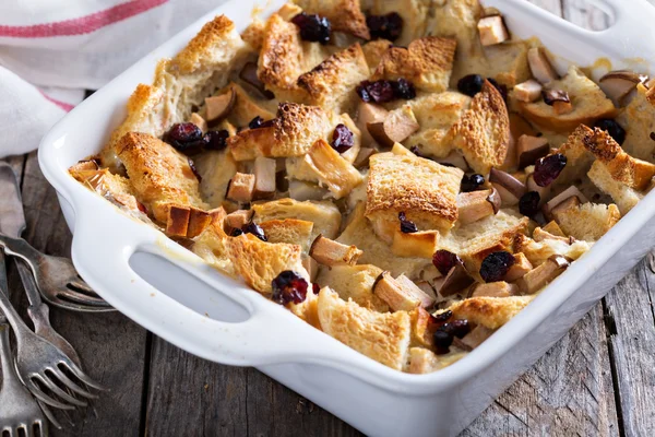 Pane budino prima colazione casseruola con pera — Foto Stock