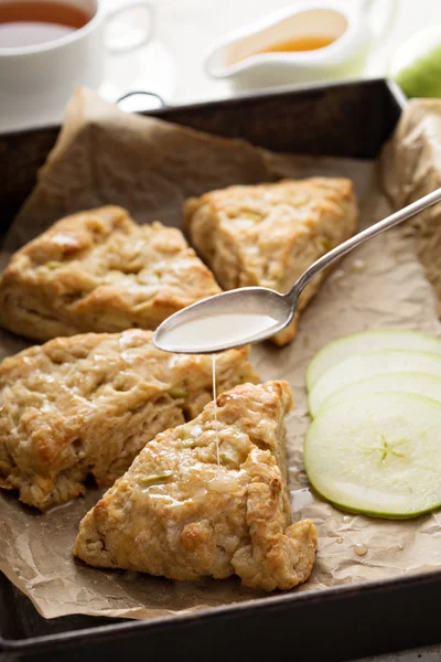 Apple scones with glaze — Stock Photo, Image