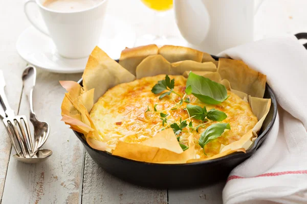 Cheese and ham quiche — Stock Photo, Image