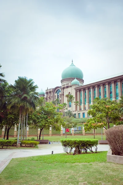 Mešita Putra nachází v Putrajaya city, Malajsie — Stock fotografie