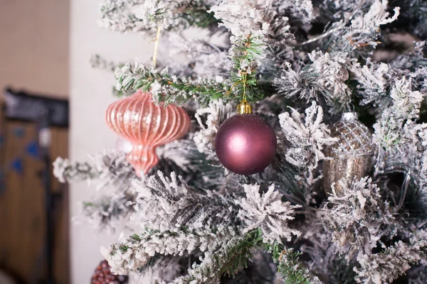 Árbol de Navidad decorado —  Fotos de Stock