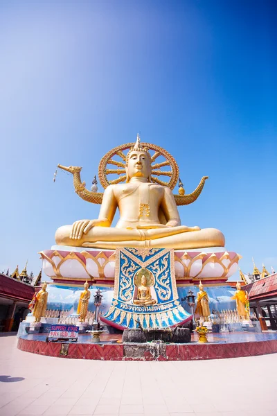 Grande templo de Buda em Koh Samui, Tailândia — Fotografia de Stock