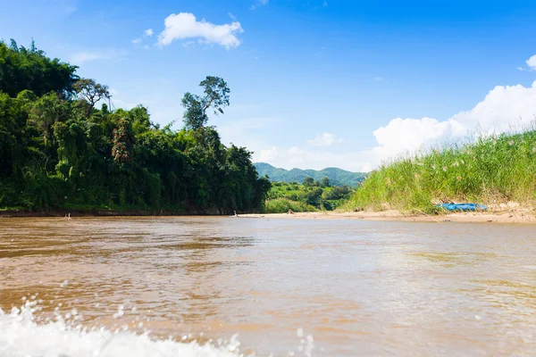 Paysage fluvial en Thaïlande — Photo