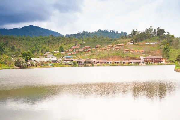 Villaggio vicino a Mae Hon Song, Thailandia — Foto Stock