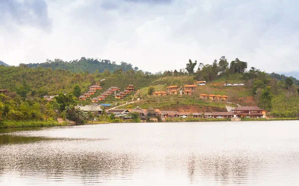 Villaggio vicino a Mae Hon Song, Thailandia — Foto Stock