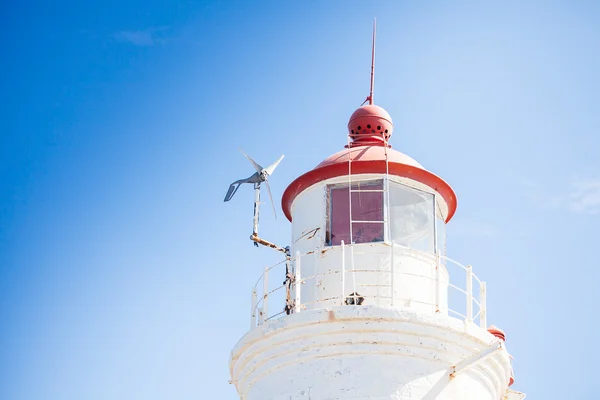 Deniz feneri Tokarevskaya koshka vane anemometre ile — Stok fotoğraf