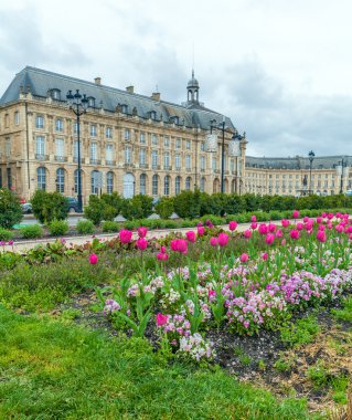 Place de la Bourse adlı Bahar, Bordeaux
