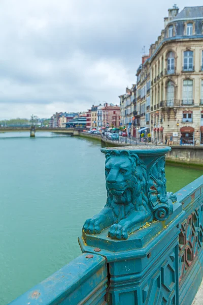 Bro Pannecau över Nive River, Bayonne — Stockfoto