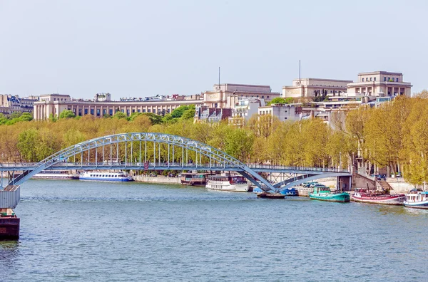 Passerelle Debilly, passarela do outro lado do rio Sena, Paris — Fotografia de Stock