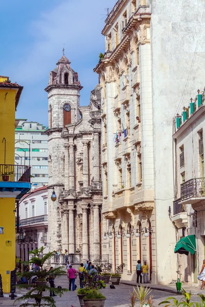 Havanna, Kuba-april 1, 2012: Cathedral of Jungfru Maria av Th — Stockfoto